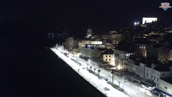 Nábřeží a město