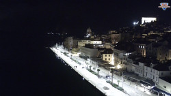 Nábřeží a město