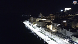 Nábřeží a město