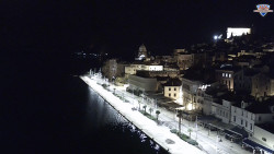 Nábřeží a město