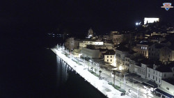 Nábřeží a město