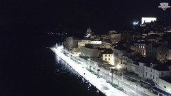 Nábřeží a město