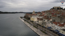 Nábřeží a město