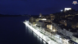 Nábřeží a město