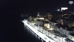 Nábřeží a město