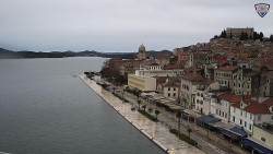 Nábřeží a město