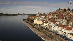 Nábřeží a město