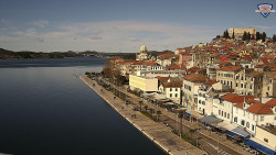 Nábřeží a město