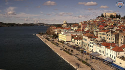 Nábřeží a město