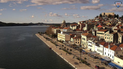 Nábřeží a město