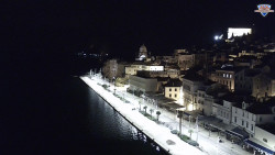 Nábřeží a město