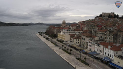 Nábřeží a město