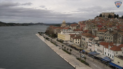 Nábřeží a město