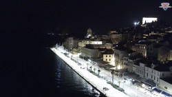 Nábřeží a město