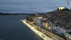 Nábřeží a město