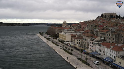 Nábřeží a město