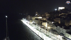 Nábřeží a město