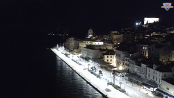 Nábřeží a město