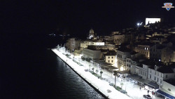 Nábřeží a město