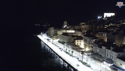 Nábřeží a město