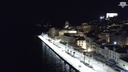 Nábřeží a město