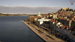 Nábřeží a město