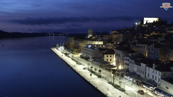 Nábřeží a město