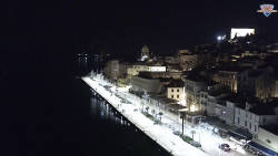 Nábřeží a město