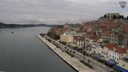 Nábřeží a město