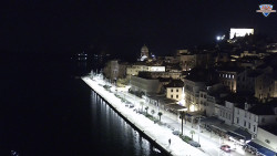 Nábřeží a město