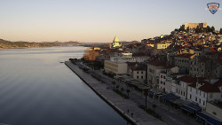 Nábřeží a město