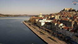 Nábřeží a město