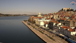 Nábřeží a město