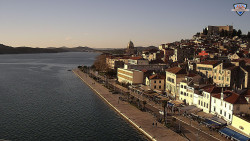 Nábřeží a město