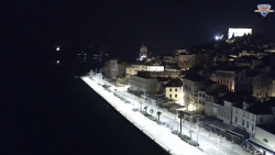 Nábřeží a město