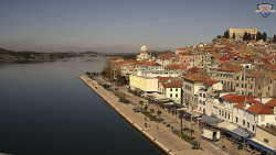 Nábřeží a město