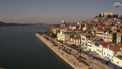 Nábřeží a město