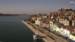 Nábřeží a město