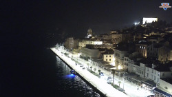 Nábřeží a město