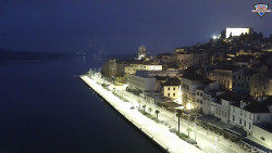 Nábřeží a město