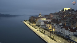 Nábřeží a město