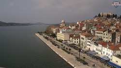 Nábřeží a město