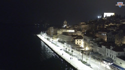 Nábřeží a město