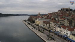 Nábřeží a město