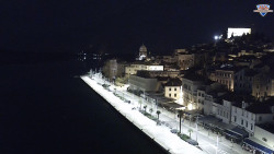 Nábřeží a město