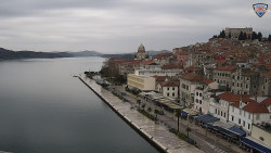 Nábřeží a město