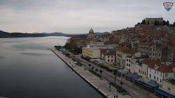 Nábřeží a město