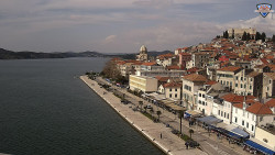 Nábřeží a město