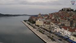 Nábřeží a město