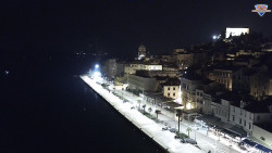 Nábřeží a město